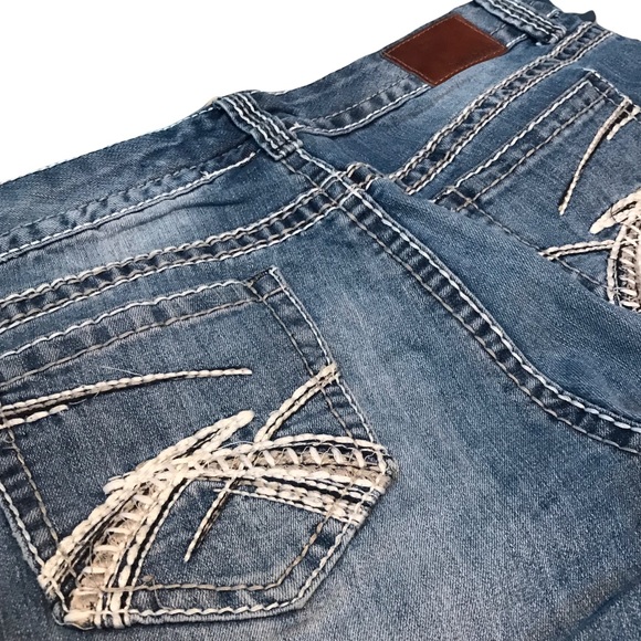 Maurices Jeans, Woman’s Size 11/12 Short - Picture 4 of 16